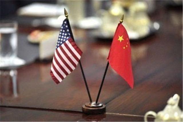 根据皮尤研究所的最新调查，近一半的美国人认为主要任务是遏制中国。  美国 中国 拜登 民众 的人 人士 第1张